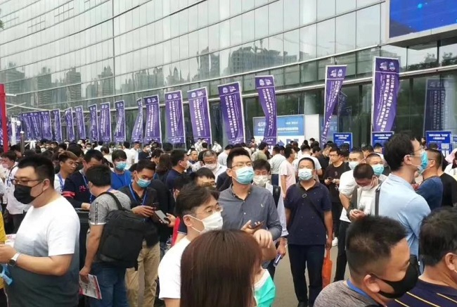 2020濟(jì)南安博會(huì)于23日舉辦，今年首個(gè)展會(huì)客商云集、人氣爆棚(www.hnhuay.cn)