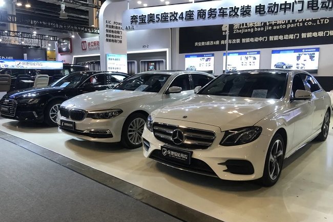 2020第十六屆RA上海國際汽車定制改裝展圓滿落幕(www.hnhuay.cn)
