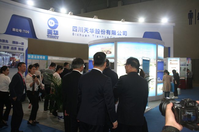 2021重慶化工展舉辦時間定為10月，報名火爆(www.hnhuay.cn)