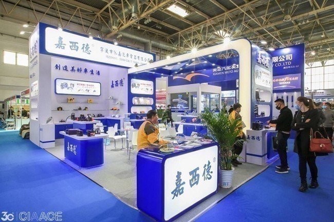 標準展位、豪華標展和光地特裝的介紹以及區別示意圖片(www.hnhuay.cn)