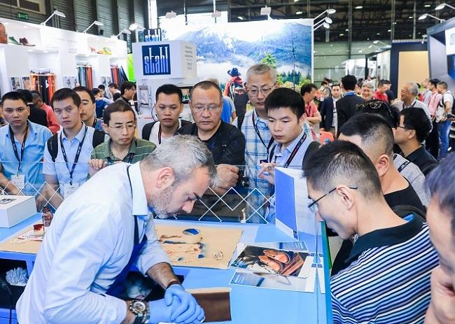 2021中國皮革展覽會將于11月在上海新國博舉行(www.hnhuay.cn)