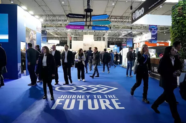 西班牙巴塞羅那世界移動通信大會MWC(www.hnhuay.cn)