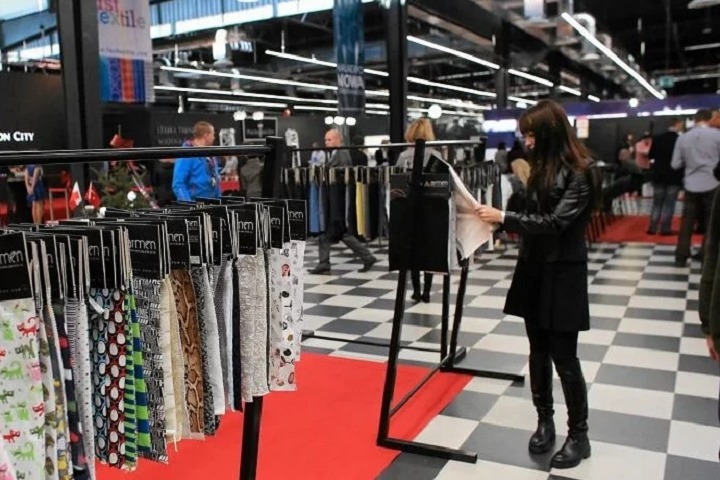 波蘭國(guó)際服裝、紡織面料及家用紡織展覽會(huì)FAST TEXTILE(www.hnhuay.cn)