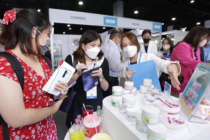 泰國曼谷美容美發展覽會COSMOPROF CBE(www.hnhuay.cn)
