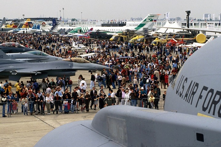 法國巴黎航天航空展覽會（PARIS AIR SHOW）(www.hnhuay.cn)