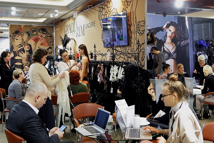 俄羅斯莫斯科內衣泳裝展覽會Lingerie Show(www.hnhuay.cn)