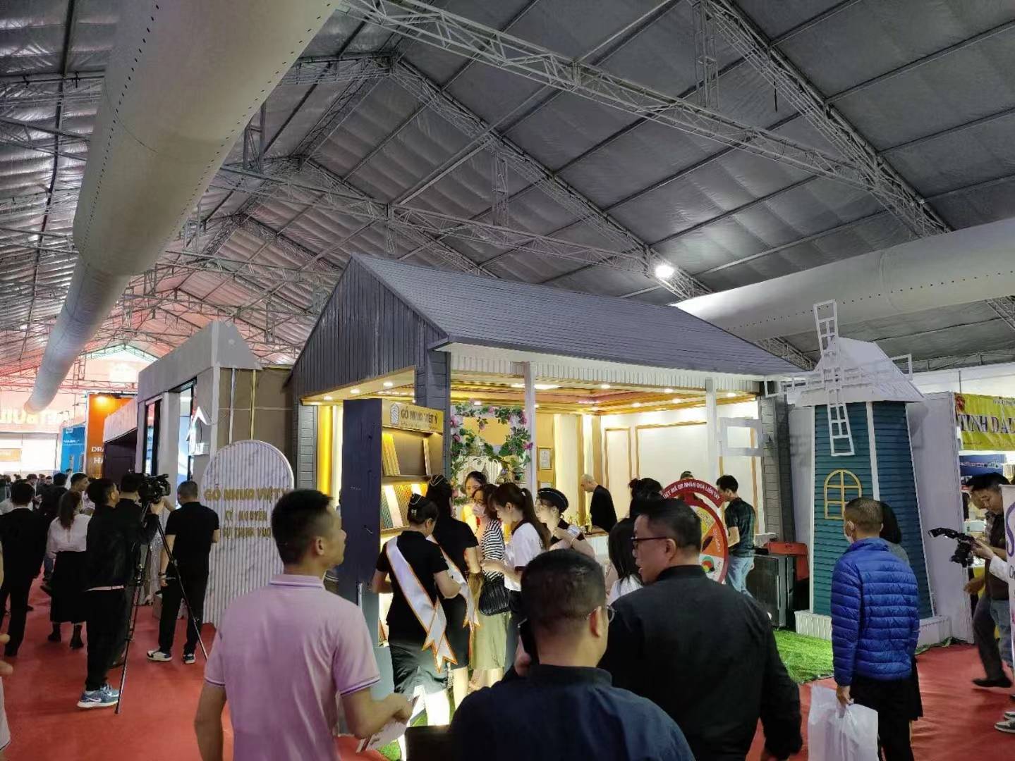 2024越南國際建筑建材及家居裝飾博覽會(VIETBUILD連鎖展)排期表3-12月(www.hnhuay.cn)