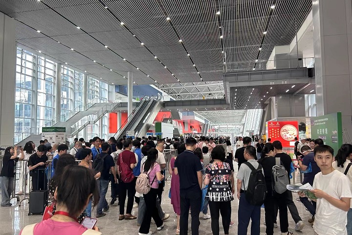 2025年美國服裝展Apparel USA將于1月21-23日舉辦(www.hnhuay.cn)