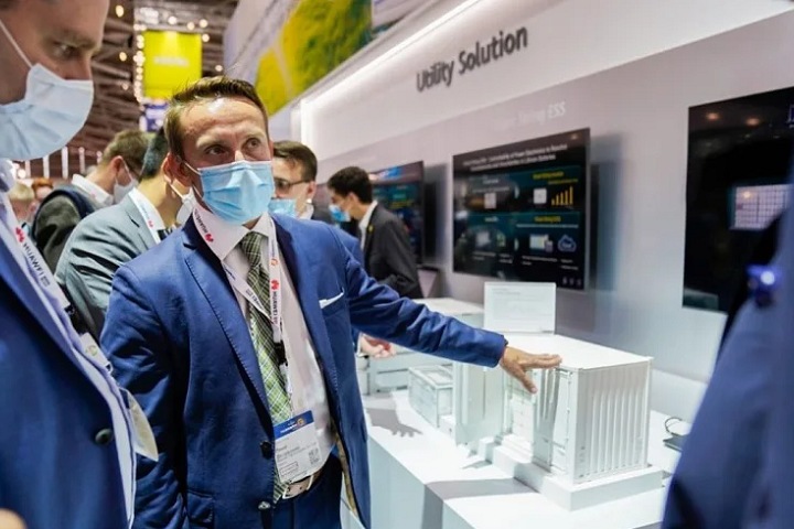 德國杜塞爾多夫太陽能展覽會Solar Solutions Dusseldorf(www.hnhuay.cn)