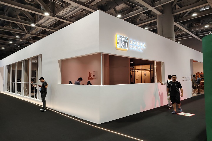 2025年第32屆波蘭國際照明展-展會介紹-展會回顧-展出內容-參觀觀眾(www.hnhuay.cn)