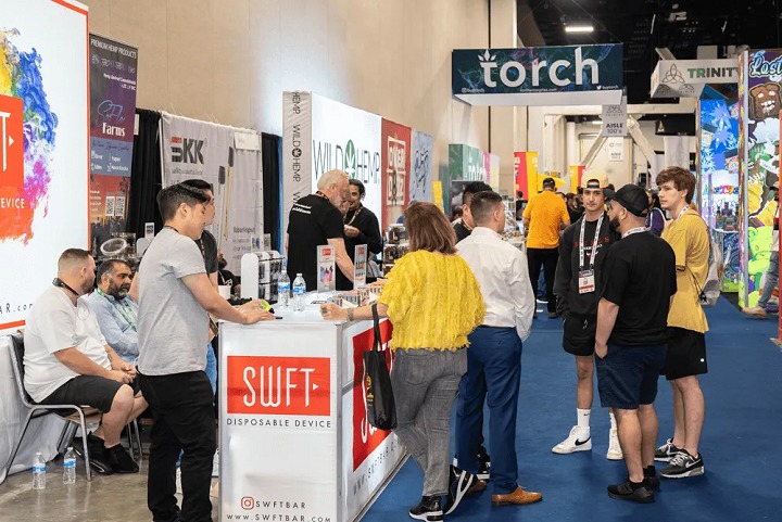 美國(guó)邁阿密國(guó)際電子煙展覽會(huì)world vape show(www.hnhuay.cn)