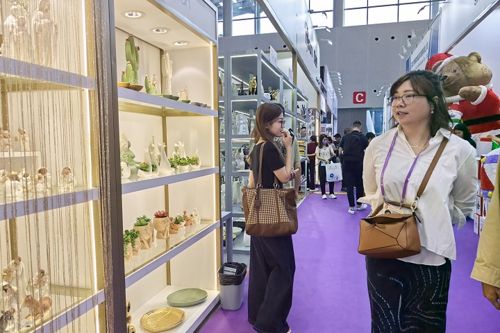 2025中東迪拜電力能源及太陽能展覽會Dubai Solar Show正在火熱報名中?。?www.hnhuay.cn)