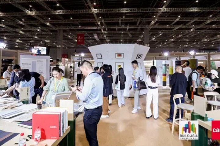 中東迪拜地面鋪裝、地板展覽會 Domotex Middle East(www.hnhuay.cn)