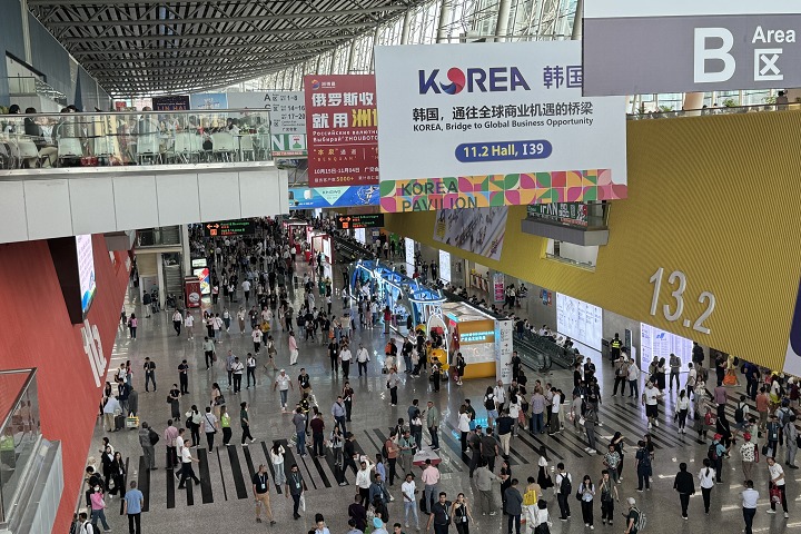 2025年香港亞太美容美發展覽會Cosmoprof Asia于11月11日隆重舉辦，美妝人不能錯過的展會(www.hnhuay.cn)
